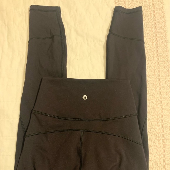 Black lululemon leggings size:2 - Picture 2 of 6